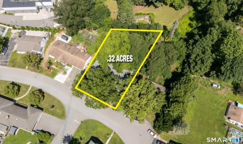 6 Twins Court Norwich CT 06360
