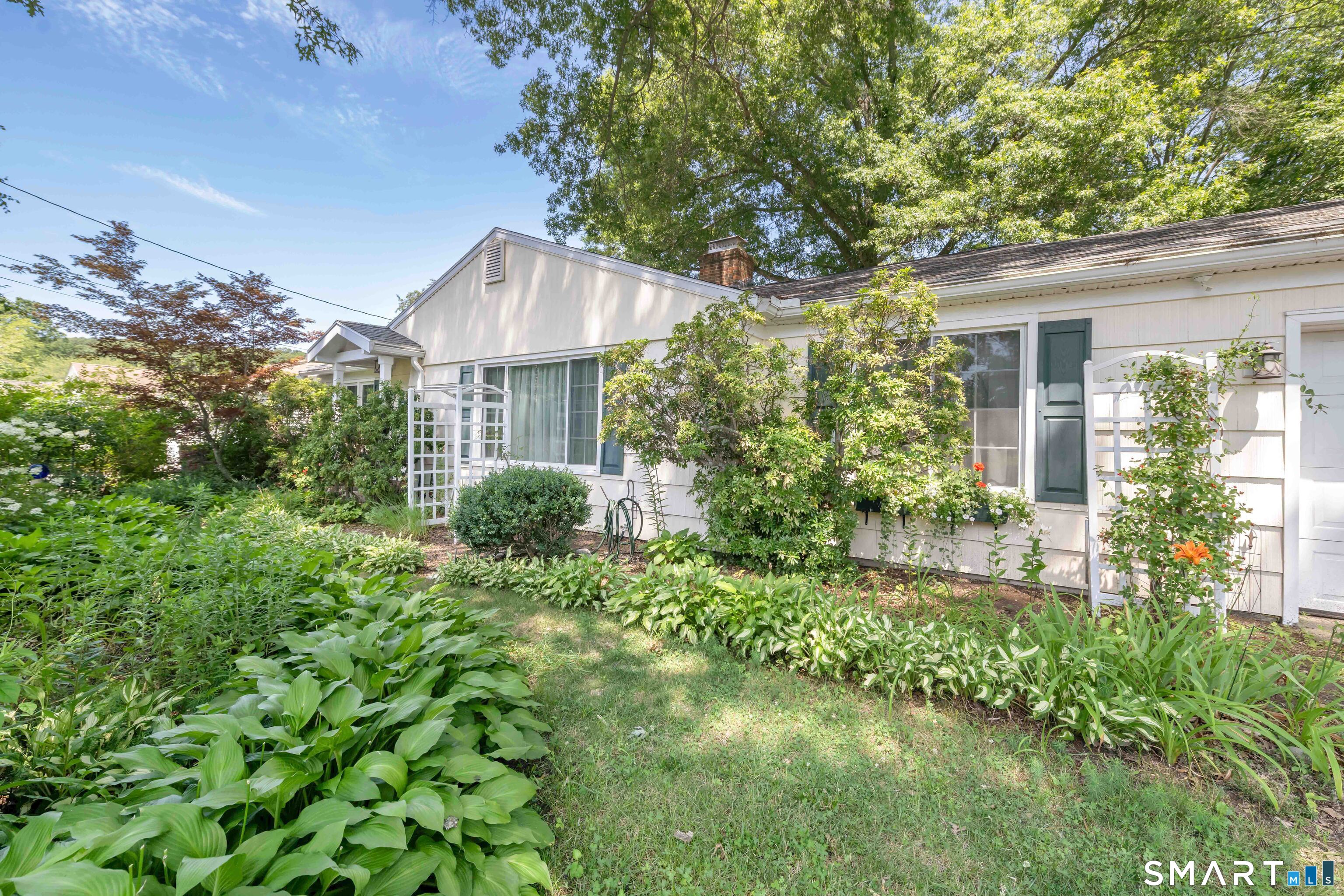 6 Twins Court Norwich CT 06360
