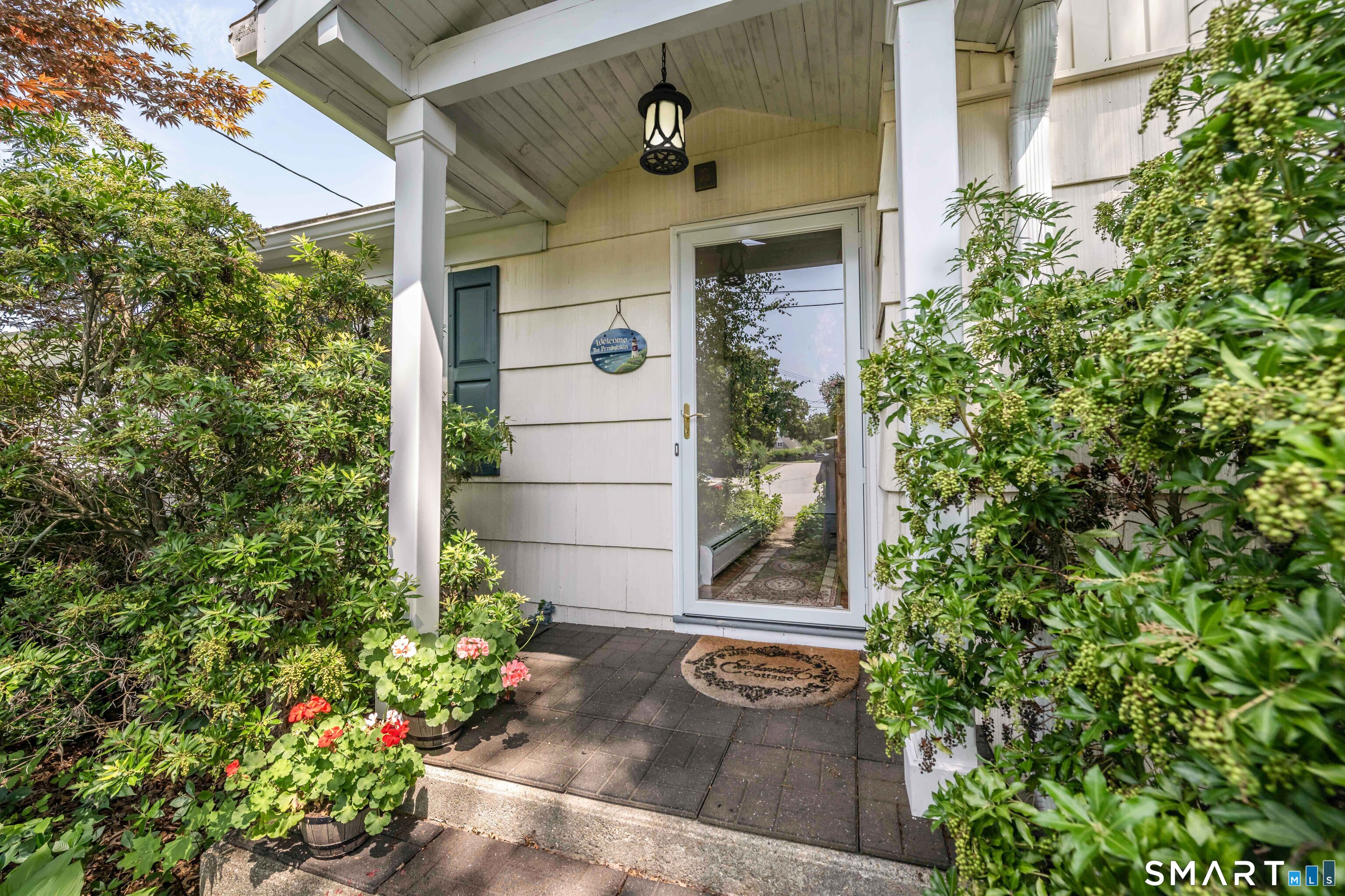 6 Twins Court Norwich CT 06360