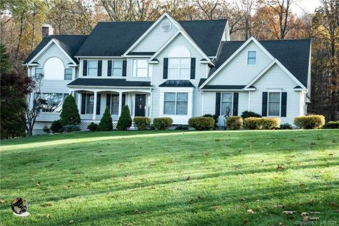 21 Bayberry Lane New Milford CT 06776