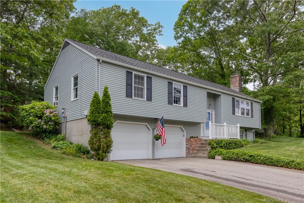 3 Huntington Court Waterford CT 06385