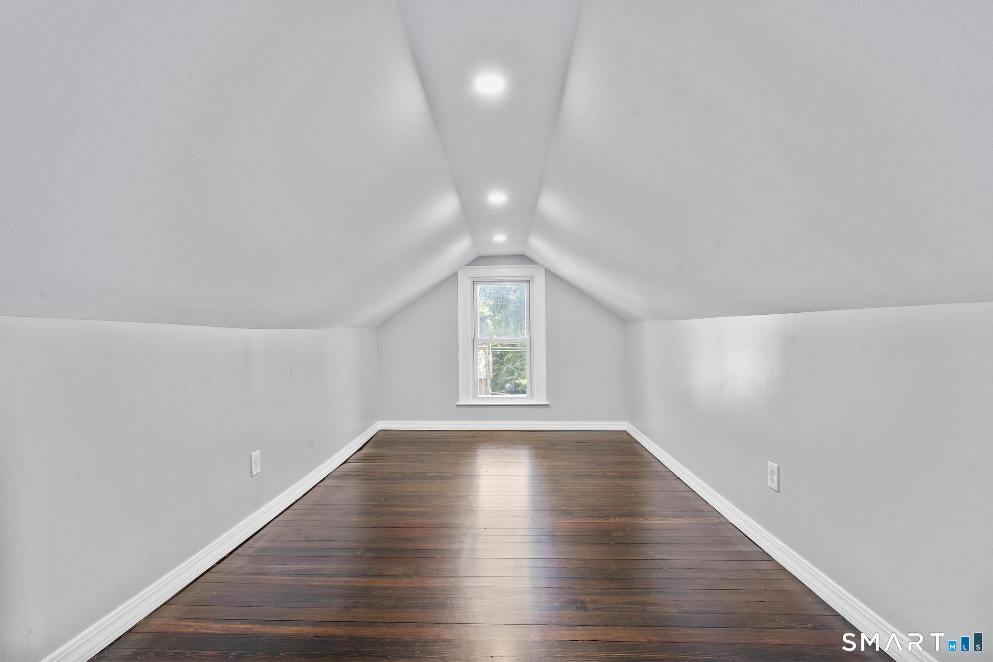 30 Homeside Avenue West Haven CT 06516