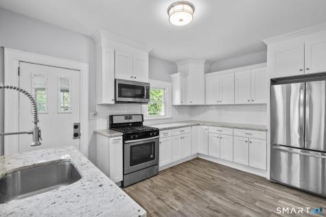 30 Homeside Avenue West Haven CT 06516