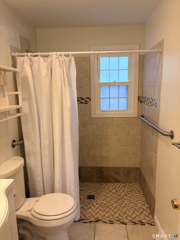 7 Massachusetts Road Montville CT 06370