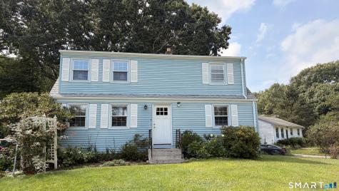 7 Massachusetts Road Montville CT 06370