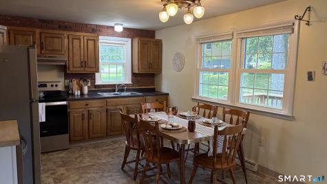 7 Massachusetts Road Montville CT 06370