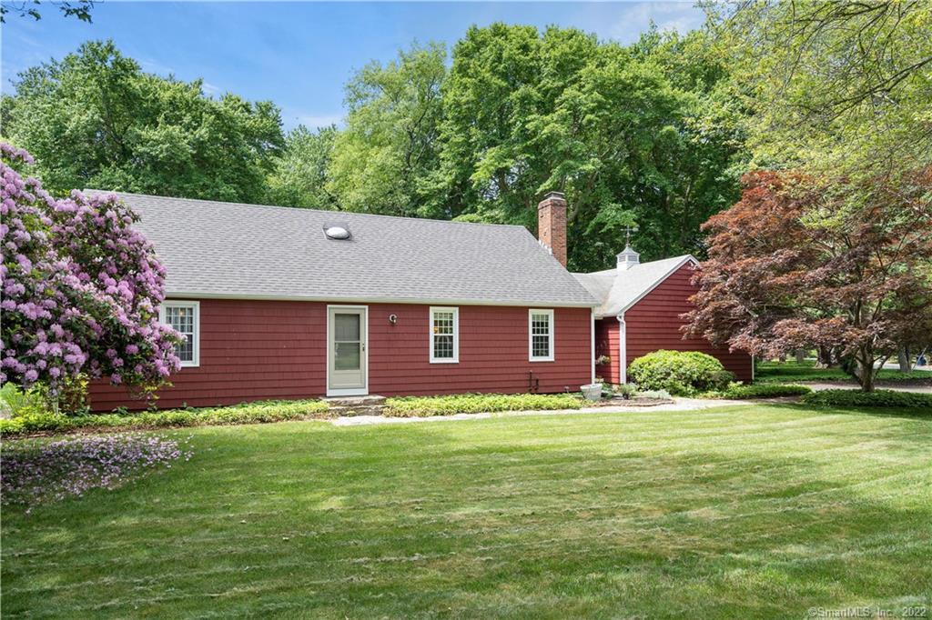 10 Wychwood Road Old Lyme CT 06371