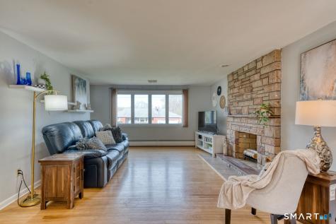 1 Gloria Heights Portland CT 06480