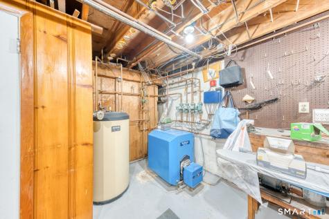 1 Gloria Heights Portland CT 06480