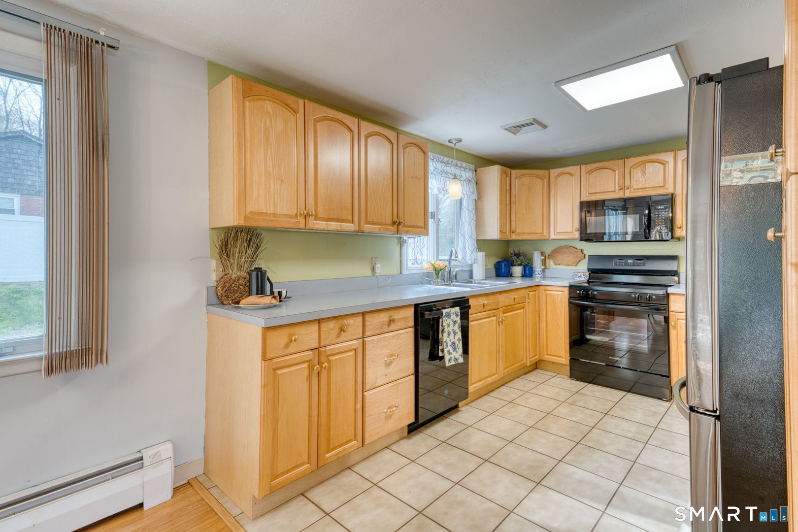 1 Gloria Heights Portland CT 06480