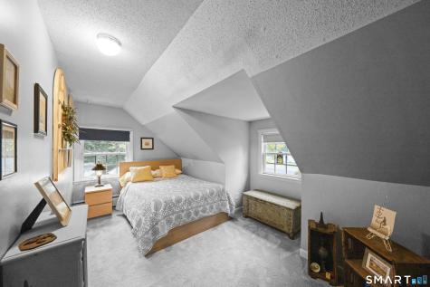 40 Wynding Hills Road East Granby CT 06026