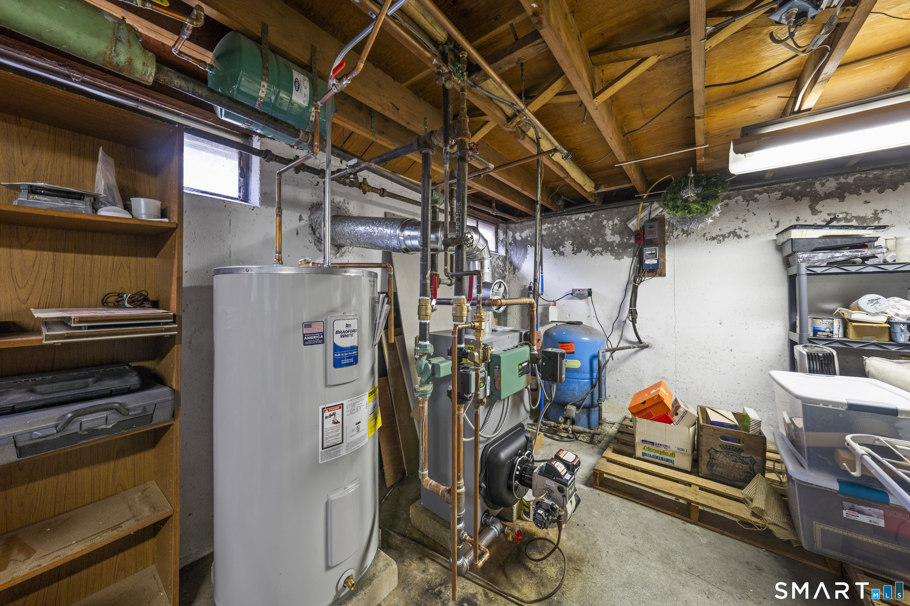 40 Wynding Hills Road East Granby CT 06026