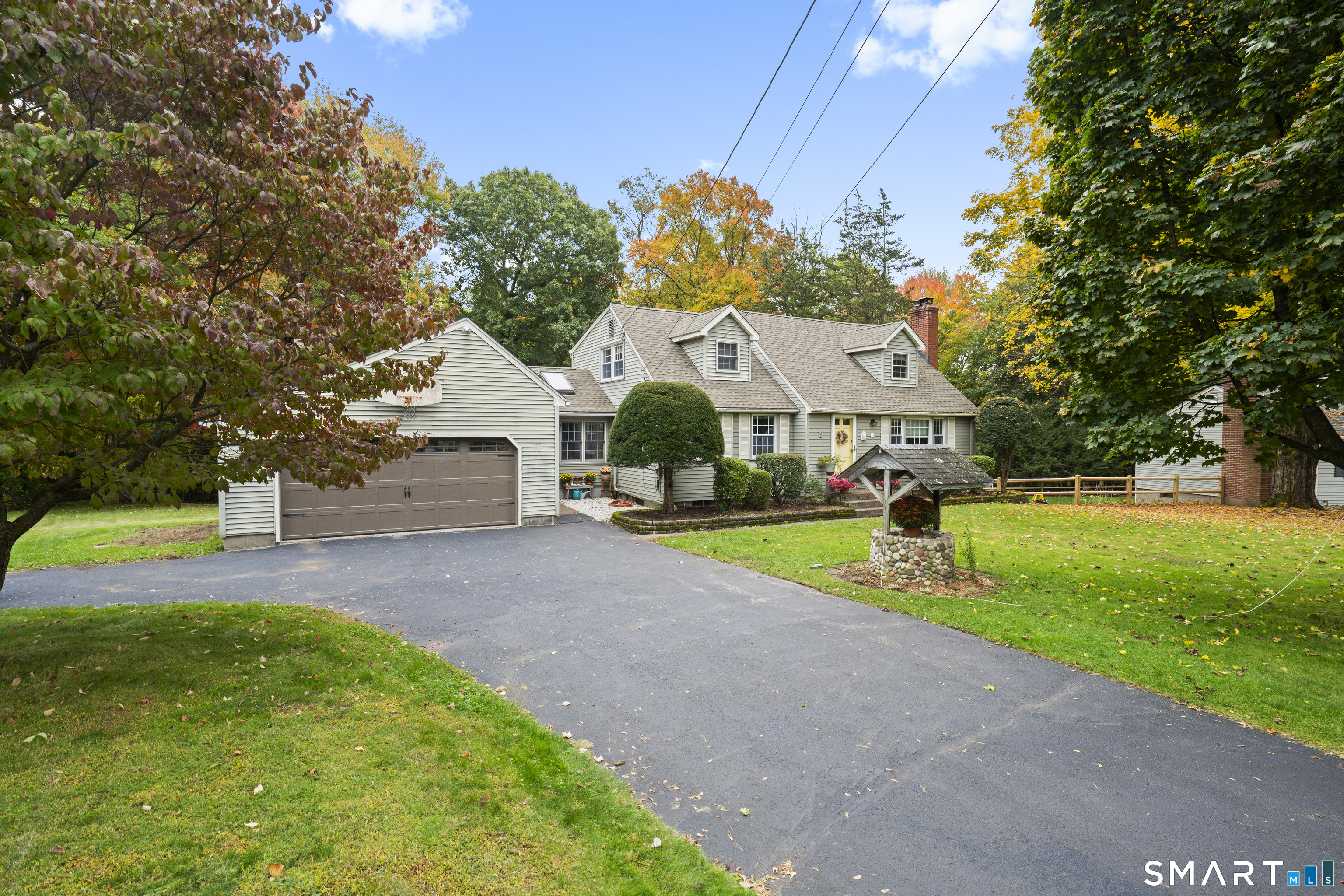 40 Wynding Hills Road East Granby CT 06026