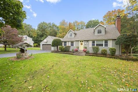 40 Wynding Hills Road East Granby CT 06026