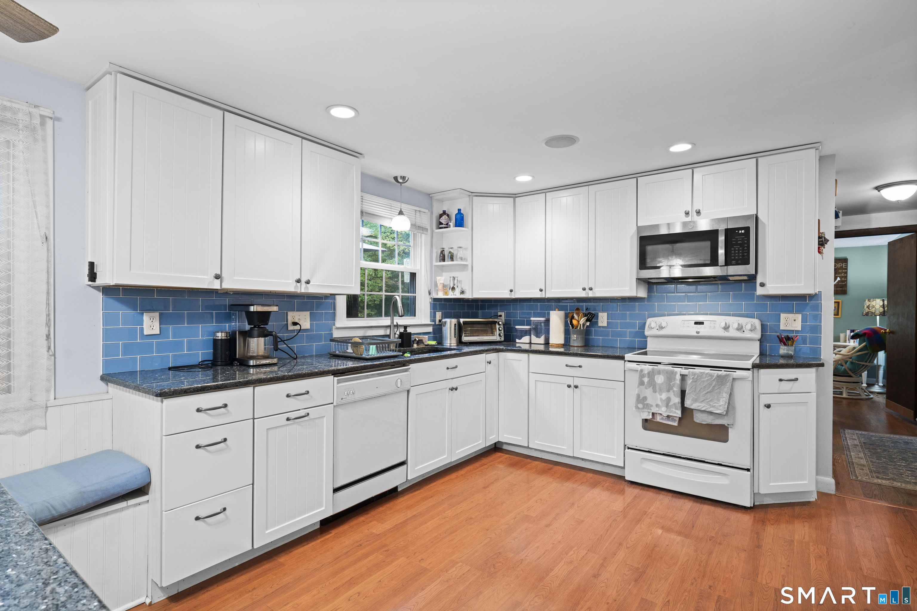 40 Wynding Hills Road East Granby CT 06026