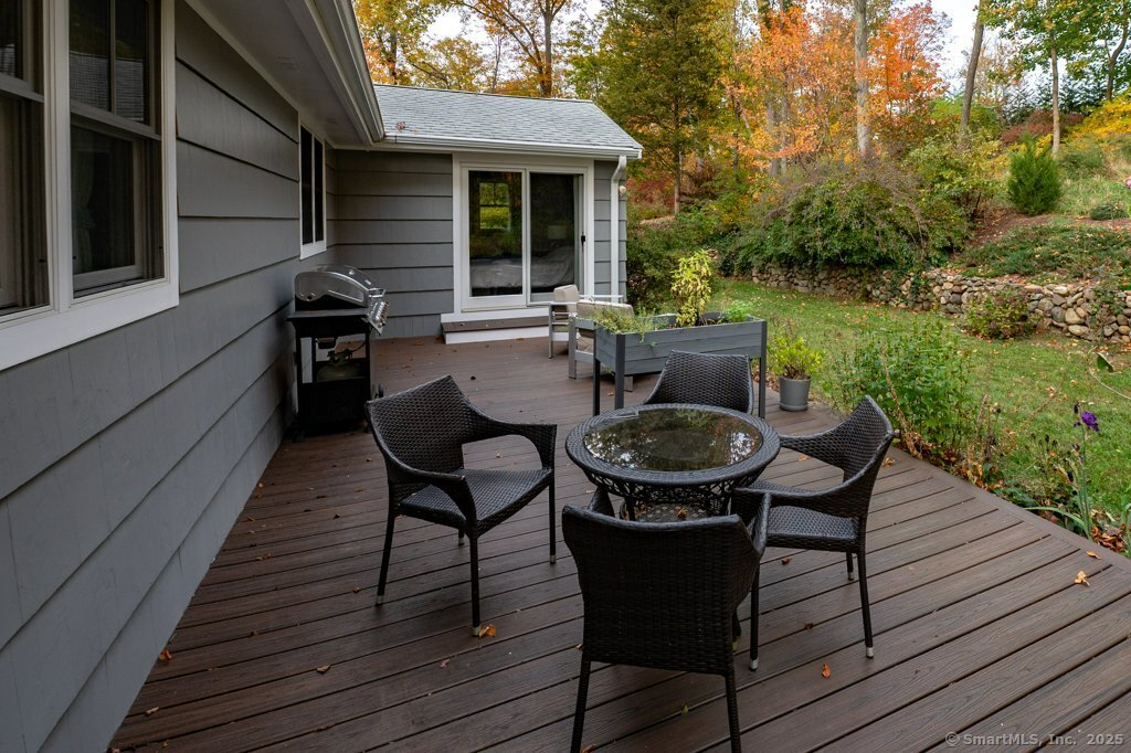 48 Meadow Wood Road Branford CT 06405