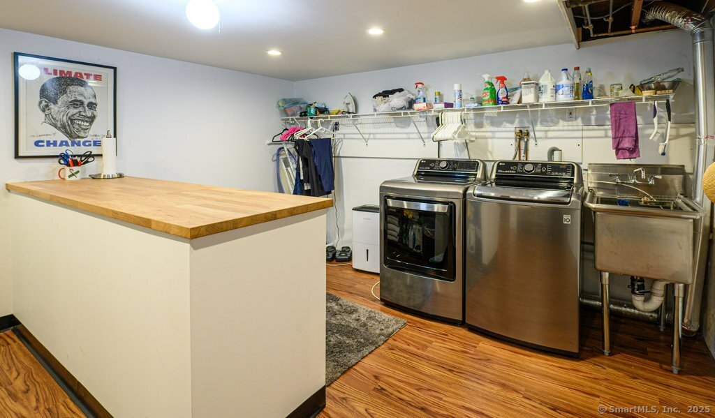 48 Meadow Wood Road Branford CT 06405