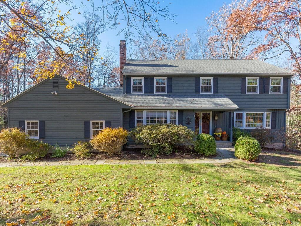 28 Hampden Circle Simsbury CT 06070