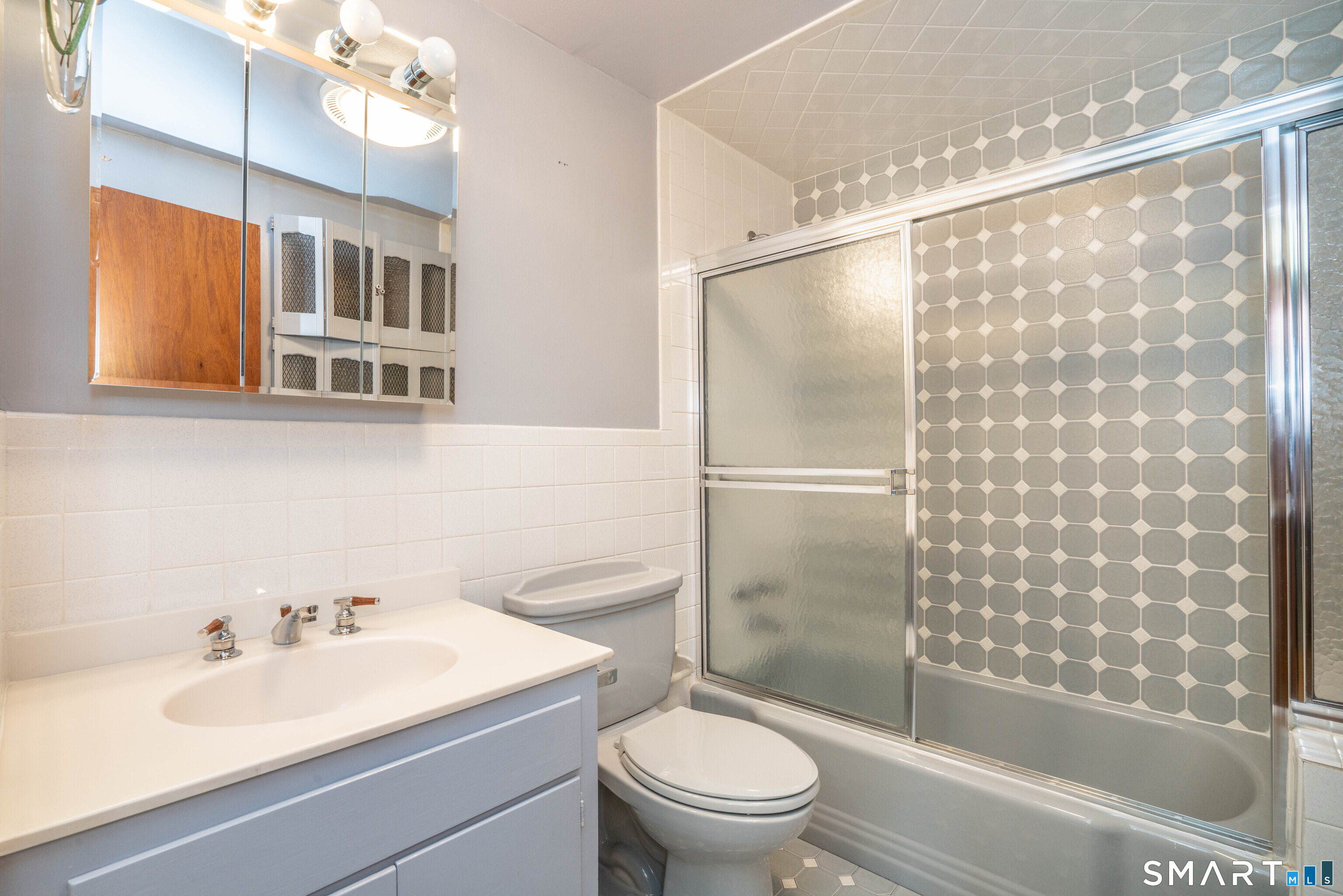 152 West Ridge Drive West Hartford CT 06117