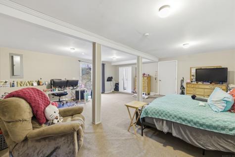 194 Maple Hill Road Naugatuck CT 06770