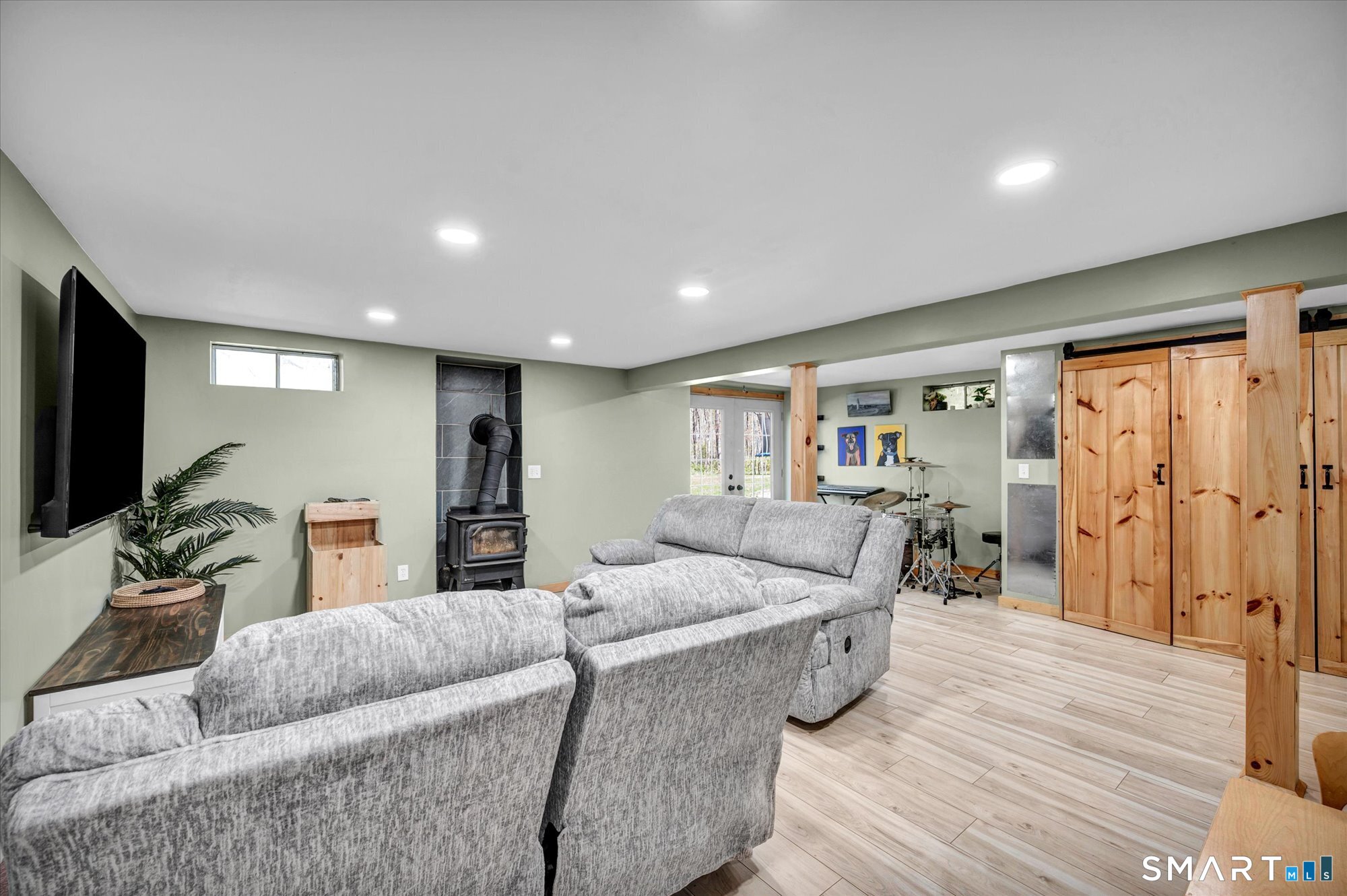 88 Daleville School Road Willington CT 06279