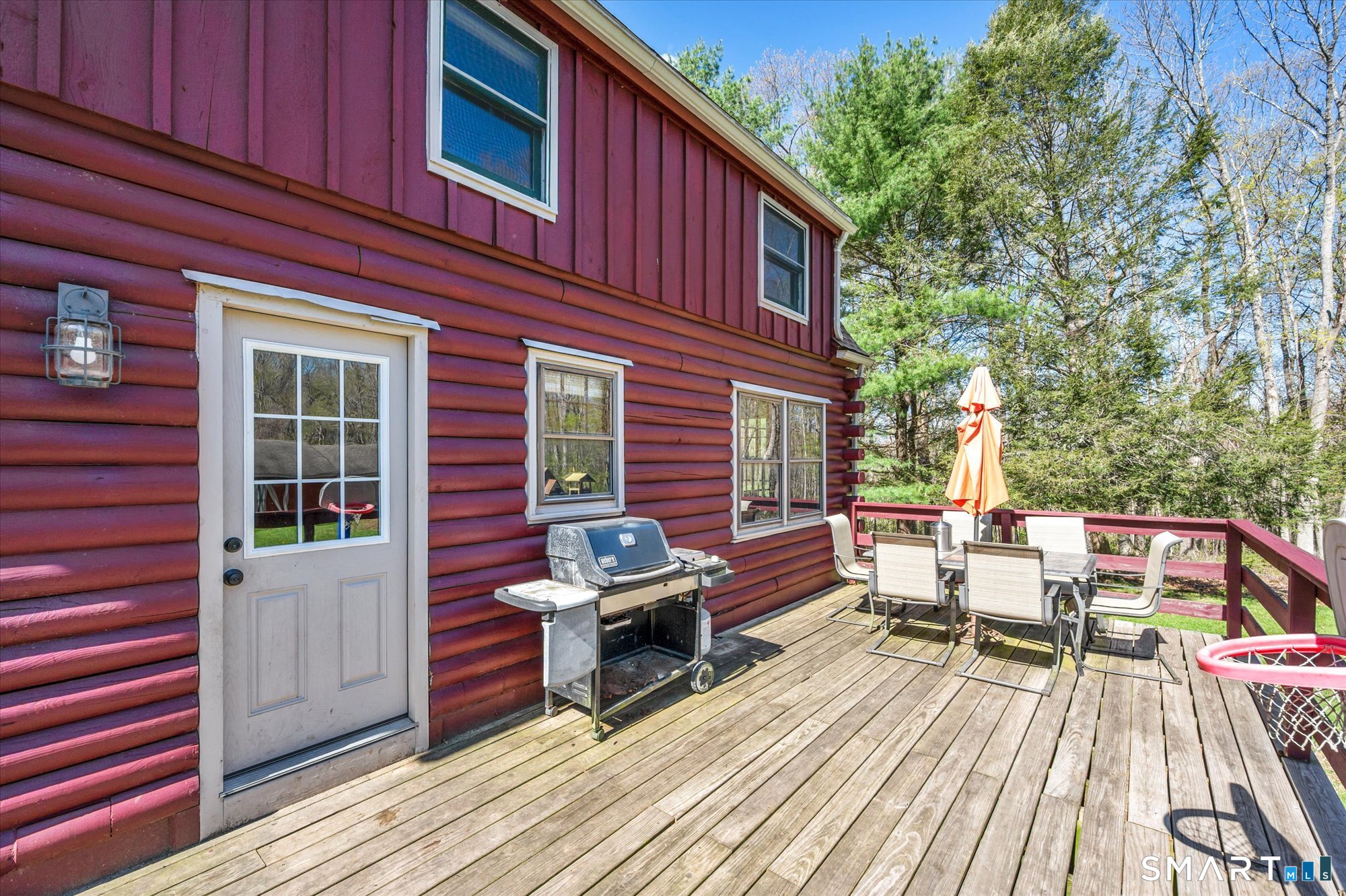 88 Daleville School Road Willington CT 06279