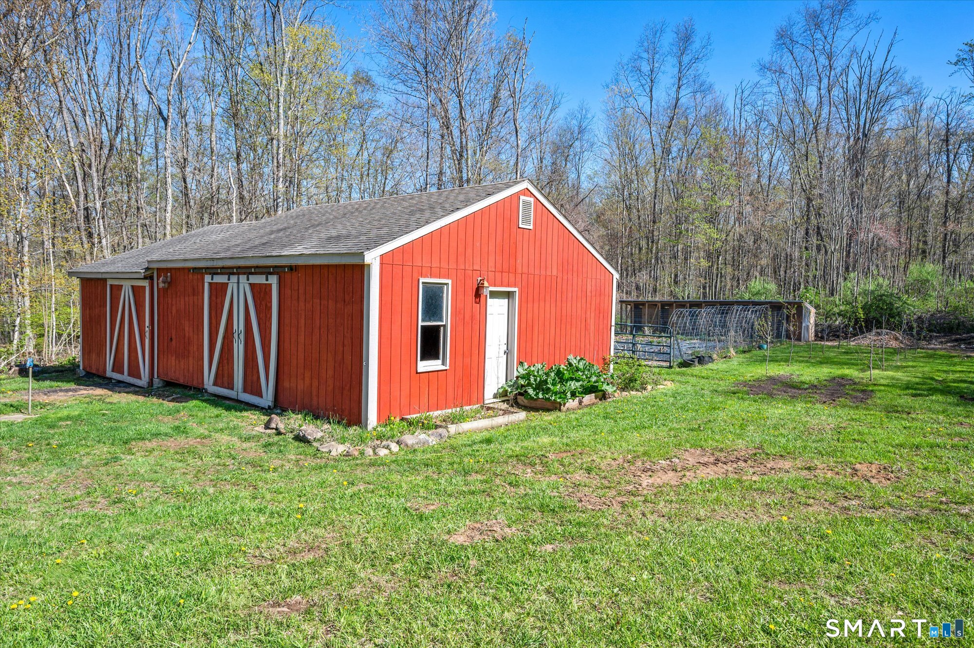 88 Daleville School Road Willington CT 06279