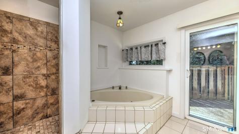 42 Cedar Lane Oxford CT 06478