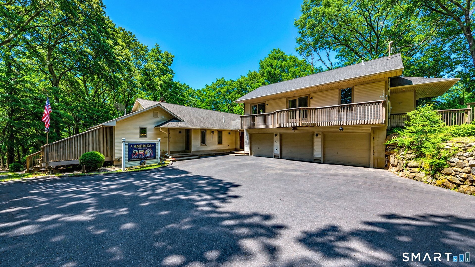 42 Cedar Lane Oxford CT 06478