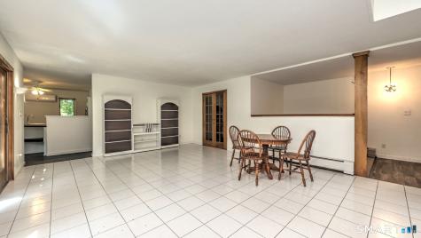 42 Cedar Lane Oxford CT 06478