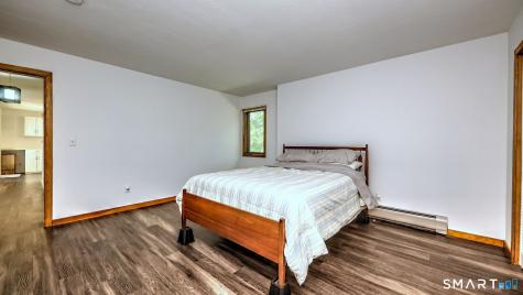 42 Cedar Lane Oxford CT 06478