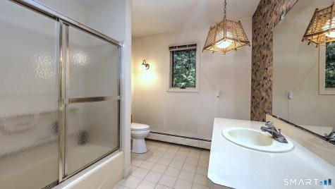 42 Cedar Lane Oxford CT 06478