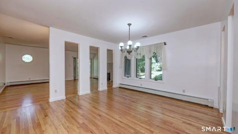 42 Cedar Lane Oxford CT 06478