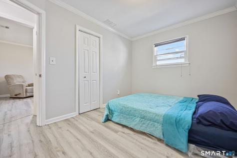 5 Sanford Place Stratford CT 06615