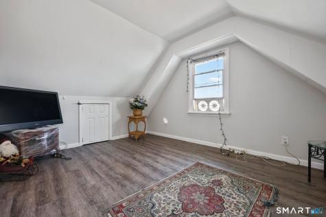 5 Sanford Place Stratford CT 06615