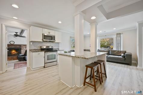 5 Sanford Place Stratford CT 06615