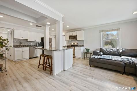 5 Sanford Place Stratford CT 06615