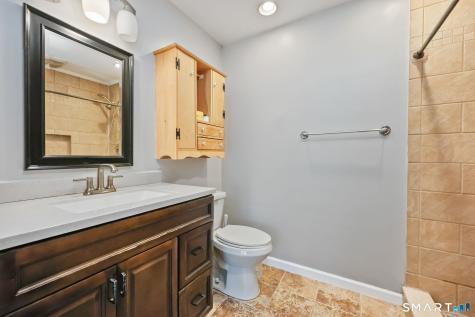 5 Sanford Place Stratford CT 06615