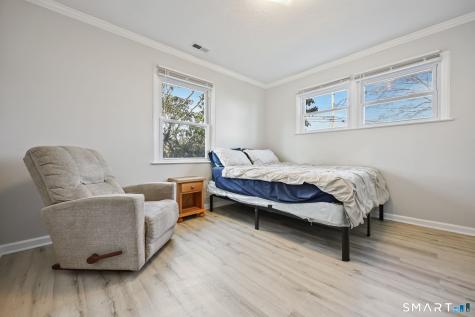 5 Sanford Place Stratford CT 06615