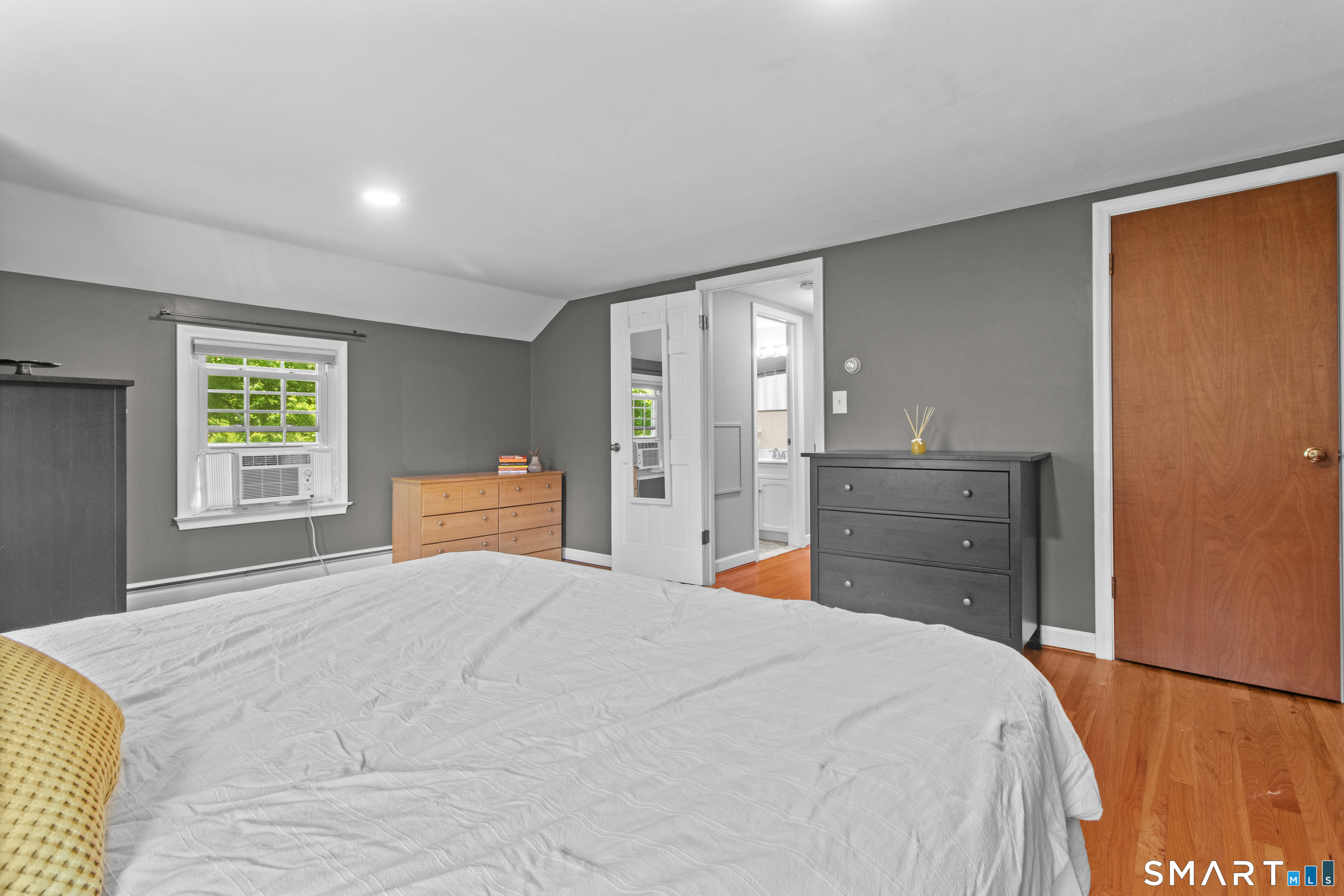 24 Maple Edge Drive Bloomfield CT 06002