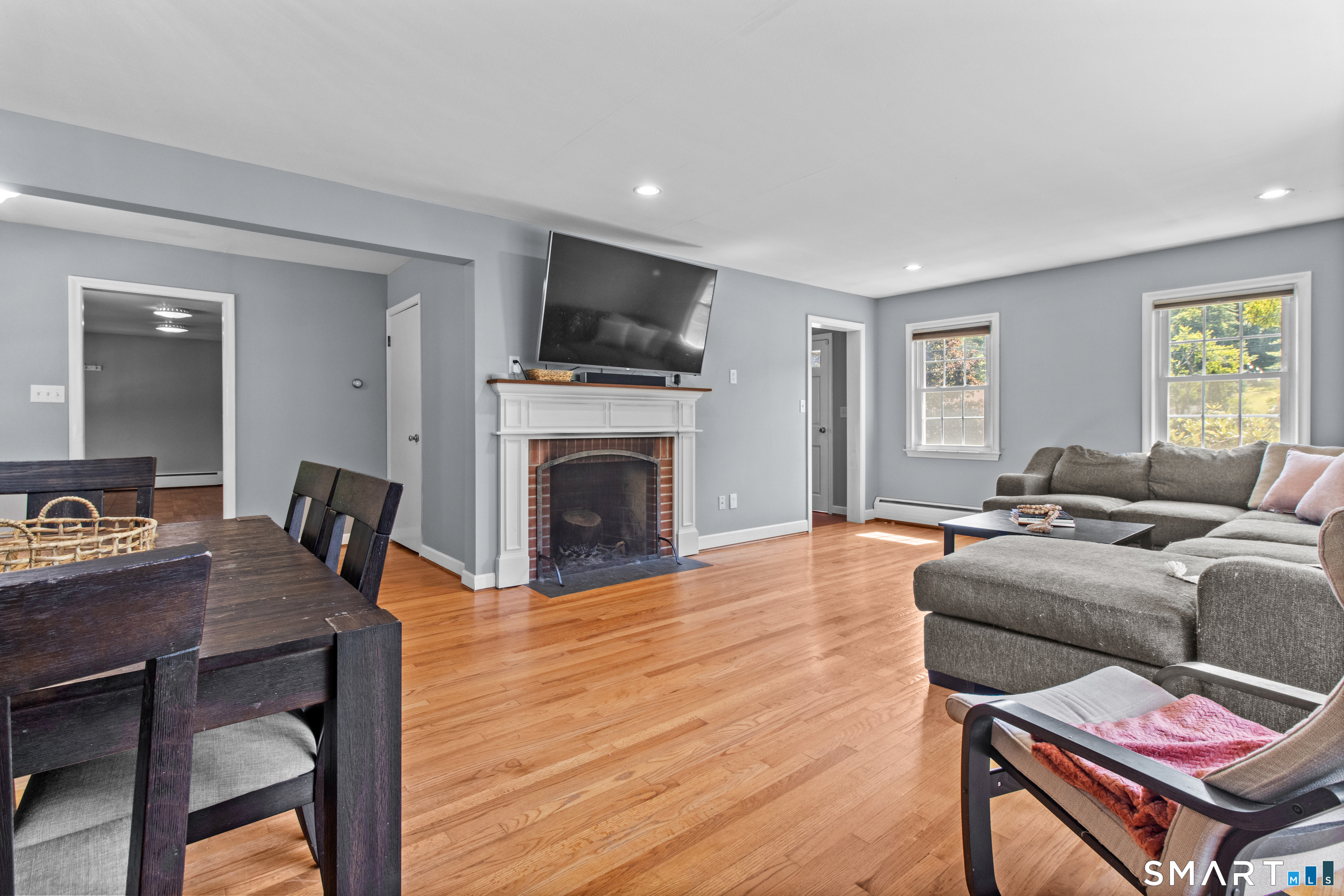 24 Maple Edge Drive Bloomfield CT 06002
