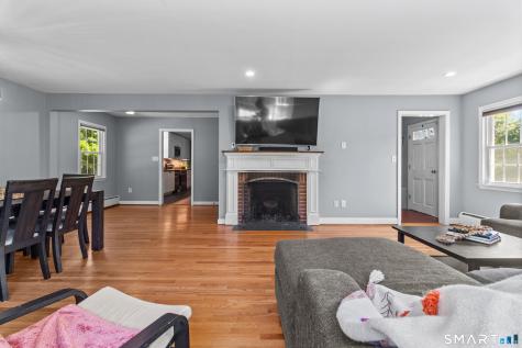 24 Maple Edge Drive Bloomfield CT 06002