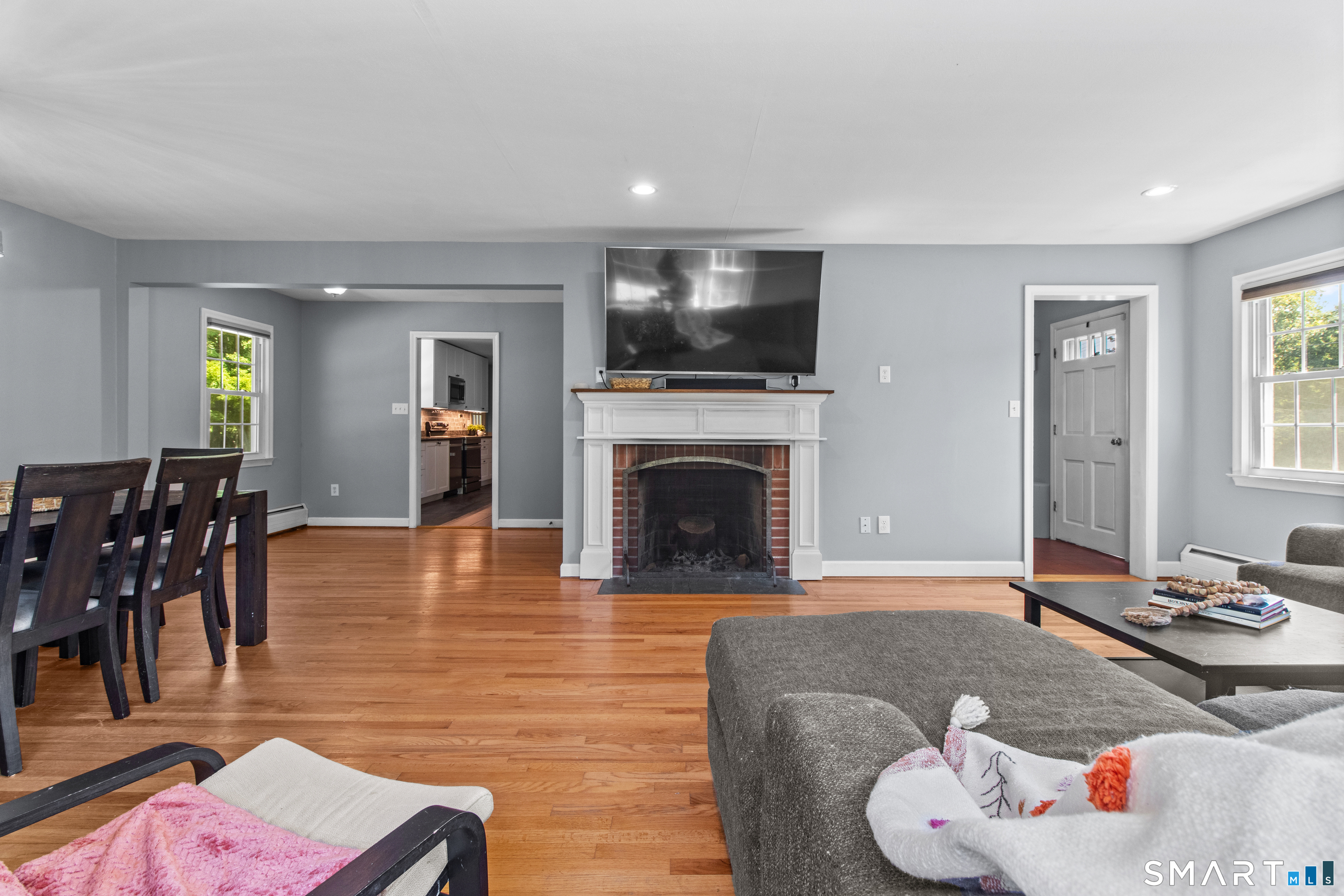24 Maple Edge Drive Bloomfield CT 06002