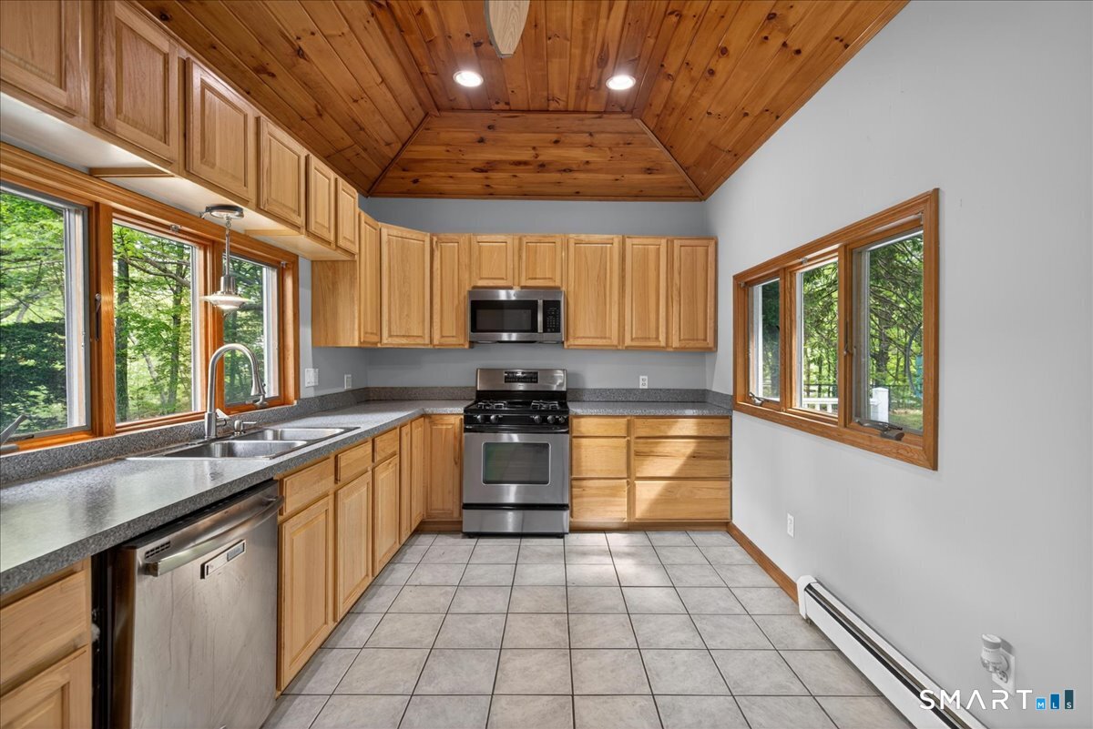 145 Liberty Street Clinton CT 06413