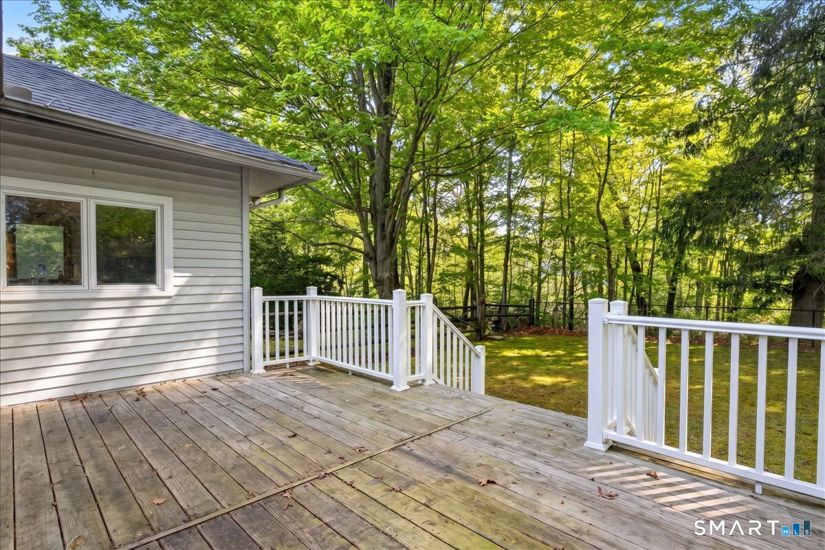 145 Liberty Street Clinton CT 06413