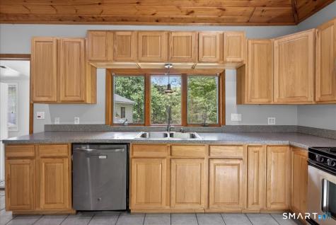 145 Liberty Street Clinton CT 06413