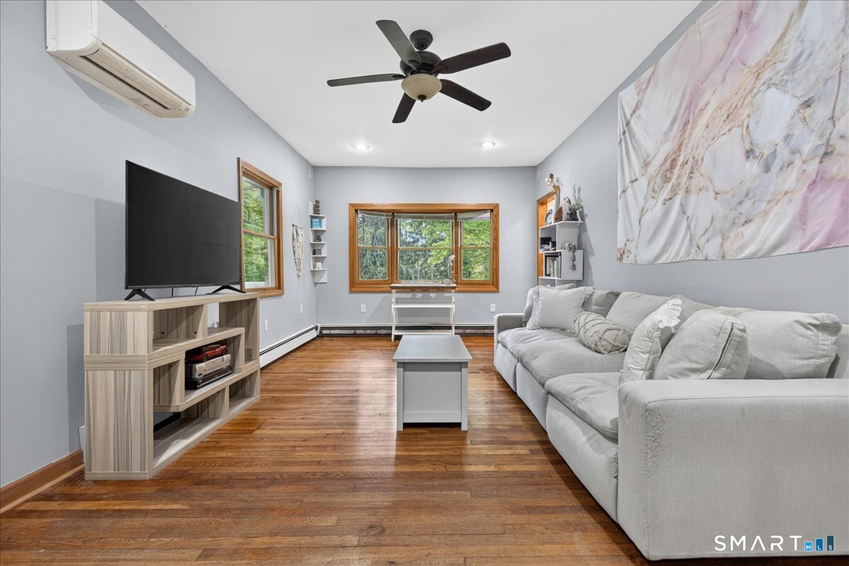 145 Liberty Street Clinton CT 06413