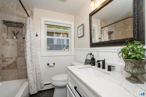 31 Cowan Street Suffield CT 06078