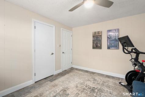 31 Cowan Street Suffield CT 06078