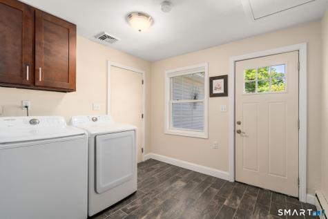 31 Cowan Street Suffield CT 06078